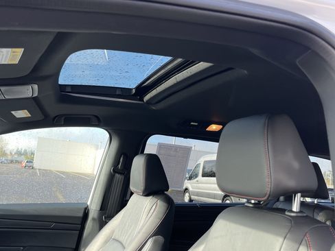 Certified 2023 Honda Odyssey Sport image 26