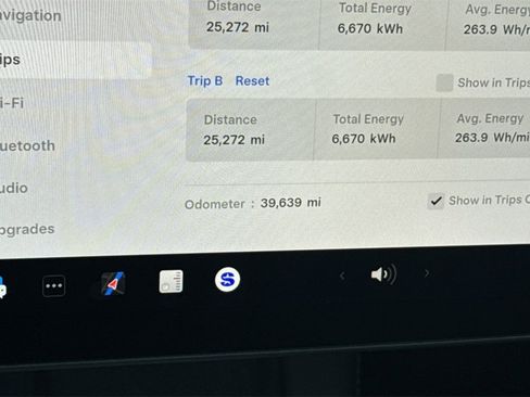 Used 2023 Tesla Model Y Long Range image 37