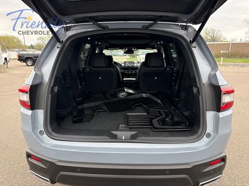 Used 2025 Honda Pilot Black Edition image 23
