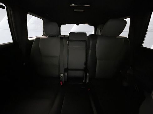 Used 2024 Lexus GX 550 w/ Accessory Package (Z1) AWD/4WD image 18