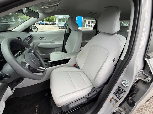 Used 2024 Hyundai Kona SE AWD/4WD image 23