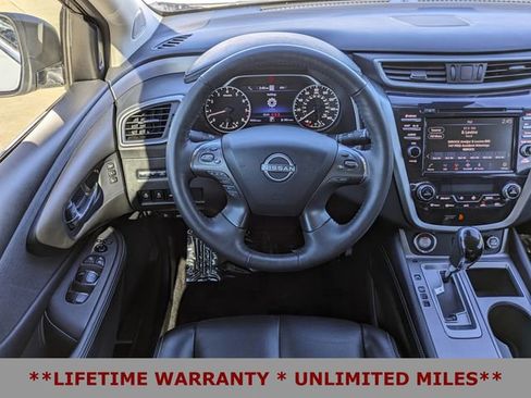 Used 2024 Nissan Murano SL image 18