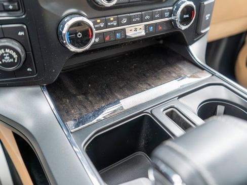 Used 2022 Ford F150 Lariat w/ Equipment Group 502A High image 41