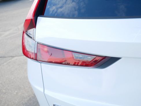 Used 2024 Honda CR-V EX-L image 17