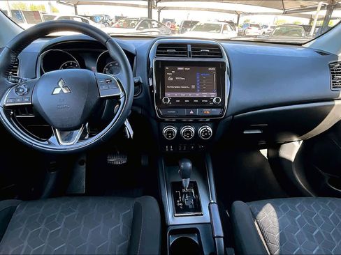 Used 2021 Mitsubishi Outlander Sport LE image 16