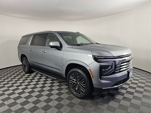 New 2026 Chevrolet Suburban Premier w/ Sun And Tow Package image 3