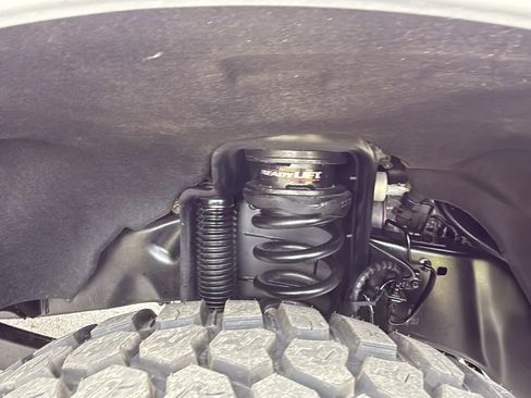 Used 2019 Ford F350 XLT AWD/4WD image 7