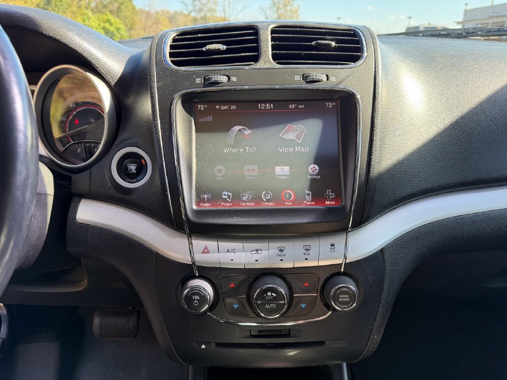 Used 2015 Dodge Journey SXT w/ Sun/Sound Group AWD/4WD image 18