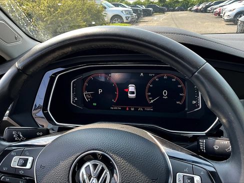 Used 2019 Volkswagen Jetta SEL Premium FWD image 13