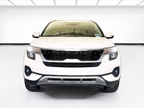 Used 2022 Kia Seltos S FWD image 2