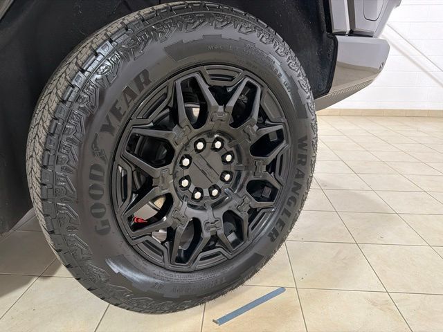 Used 2024 GMC Hummer EV 3X w/ Battery Pack, 24 Module Pack AWD/4WD image 28