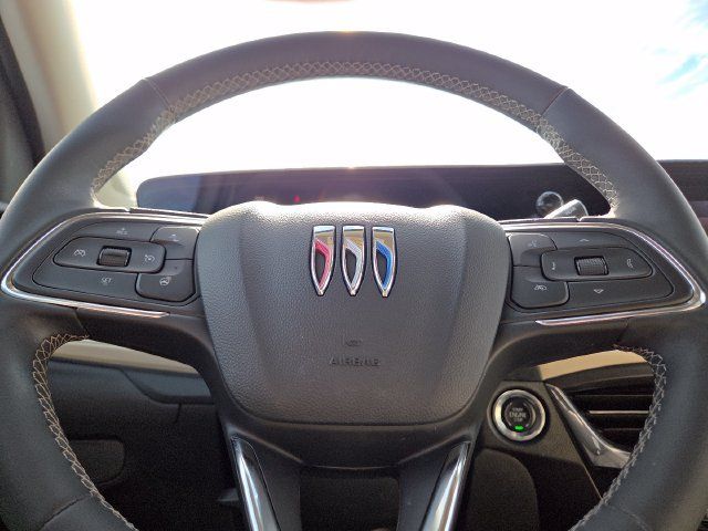 Used 2024 Buick Encore GX Avenir w/ Avenir Convenience Package FWD image 26