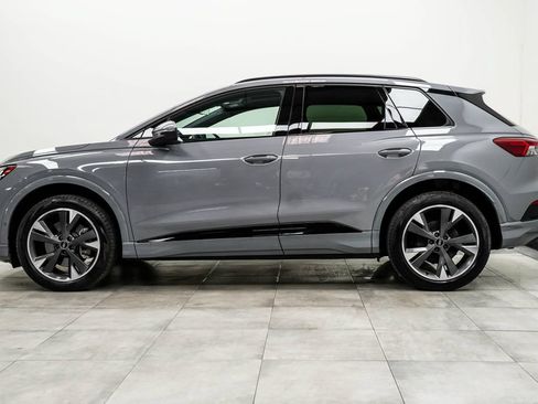 Used 2024 Audi Q4 e-tron Prestige AWD/4WD image 8