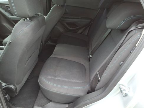 Used 2016 Chevrolet Trax LS AWD/4WD image 13