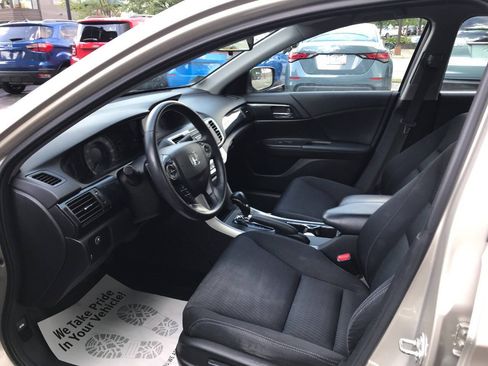 Used 2015 Honda Accord Sport image 9