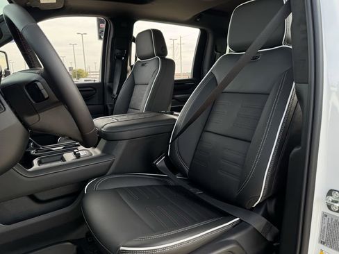 New 2026 GMC Sierra 2500 AT4X image 23