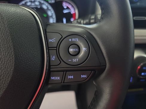 Used 2021 Toyota RAV4 Limited AWD/4WD image 16