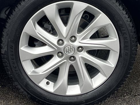 Used 2018 Buick Envision Premium image 11