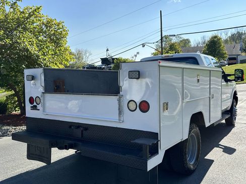 Used 2015 Ford F350 XL w/ Power Equipment Group image 11