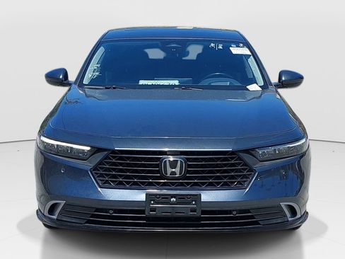 Used 2024 Honda Accord Touring image 2