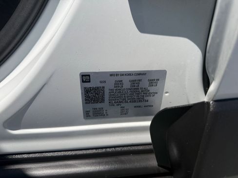 Used 2025 Buick Encore GX Preferred AWD/4WD image 28