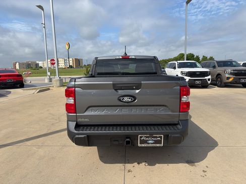 New 2025 Ford Maverick XLT FWD image 4