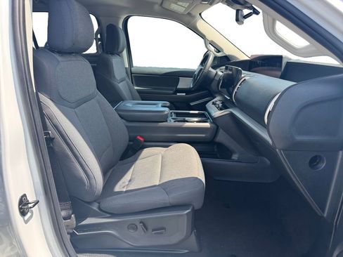 Certified 2025 Ford Expedition Active RWD image 15
