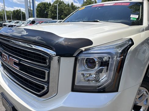 Used 2015 GMC Yukon SLT w/ Open Road Package AWD/4WD image 6