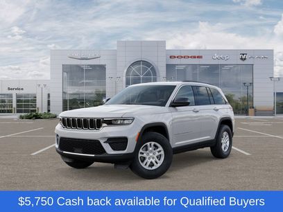 New 2025 Jeep Grand Cherokee Laredo w/ Luxury Tech Group I