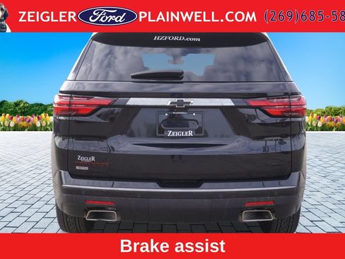 Used 2024 Chevrolet Traverse Premier w/ Redline Edition AWD/4WD image 7