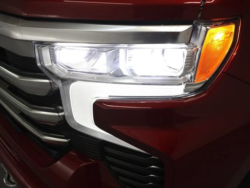 Used 2023 Chevrolet Silverado 1500 High Country w/ High Country Premium Package RWD image 30