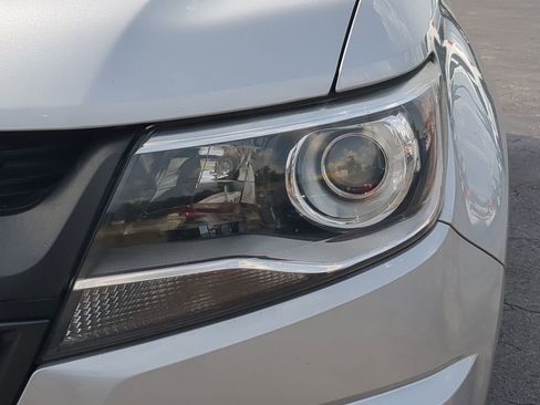 Used 2015 Chevrolet Colorado Z71 image 10