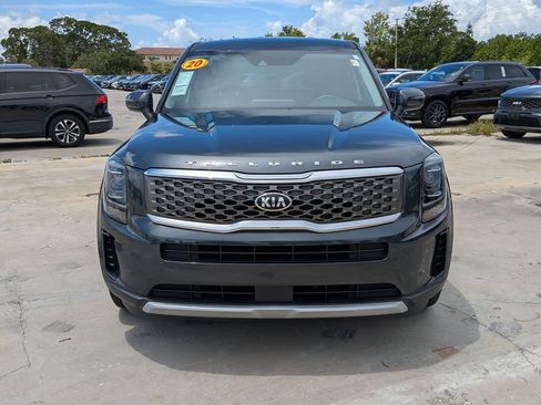 Used 2020 Kia Telluride LX FWD image 3