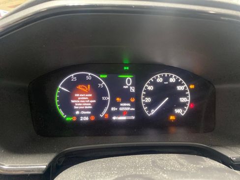 Used 2024 Honda CR-V Sport Touring image 11