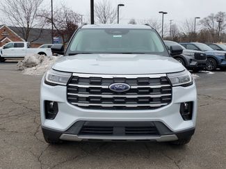 New 2026 Ford Explorer Active w/ Active Comfort Package video 2