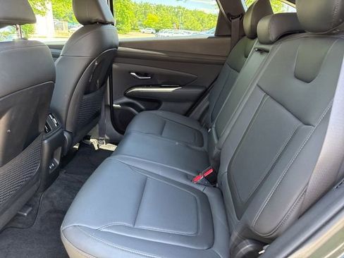 Used 2025 Hyundai Tucson Limited AWD/4WD image 21