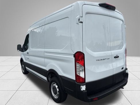 Used 2023 Ford Transit 250 Medium Roof w/ Load Area Protection Package RWD image 9