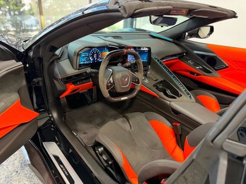 Used 2025 Chevrolet Corvette Z06 w/ Z07 Performance Package RWD image 38