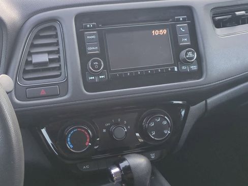 Used 2016 Honda HR-V LX image 25