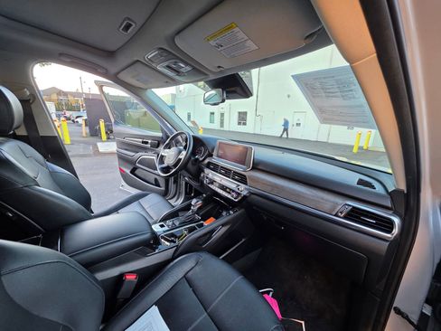 Used 2022 Kia Telluride EX w/ EX Premium Package image 30