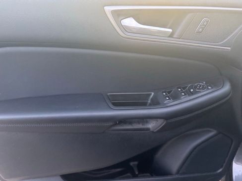 Used 2023 Ford Edge SEL w/ Convenience Package image 10