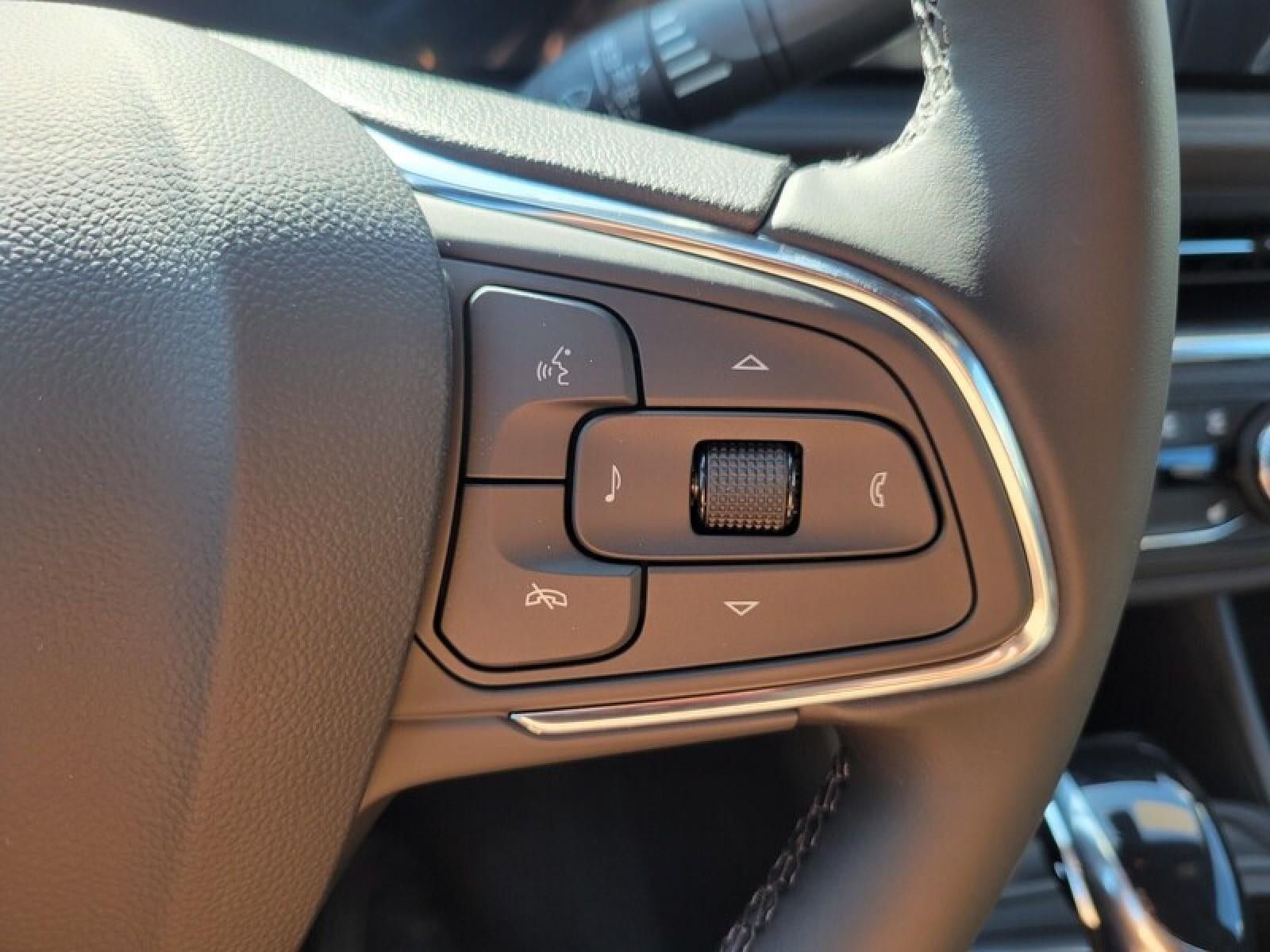 New 2026 Buick Envista Sport Touring w/ Convenience I Package FWD image 18