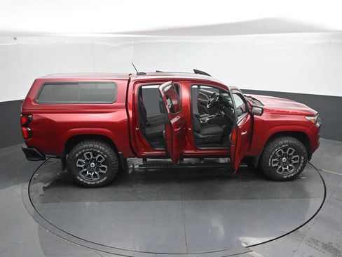 Used 2023 Chevrolet Colorado Z71 w/ Advanced Trailering Package AWD/4WD image 49