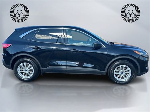 Certified 2022 Ford Escape SE w/ Convenience Package image 4