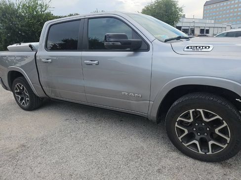 Used 2025 RAM 1500 Laramie w/ Laramie Southwest Edition AWD/4WD image 6
