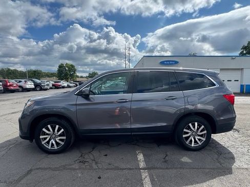Used 2021 Honda Pilot EX image 4