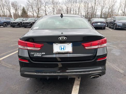 Used 2020 Kia Optima LX image 4