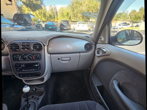 Used 2004 Chrysler PT Cruiser w/ PWR Convenience Group FWD image 26