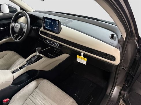 New 2026 Honda HR-V LX image 25