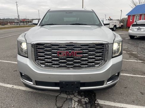 Used 2019 GMC Yukon XL Denali w/ Denali Ultimate Package image 2